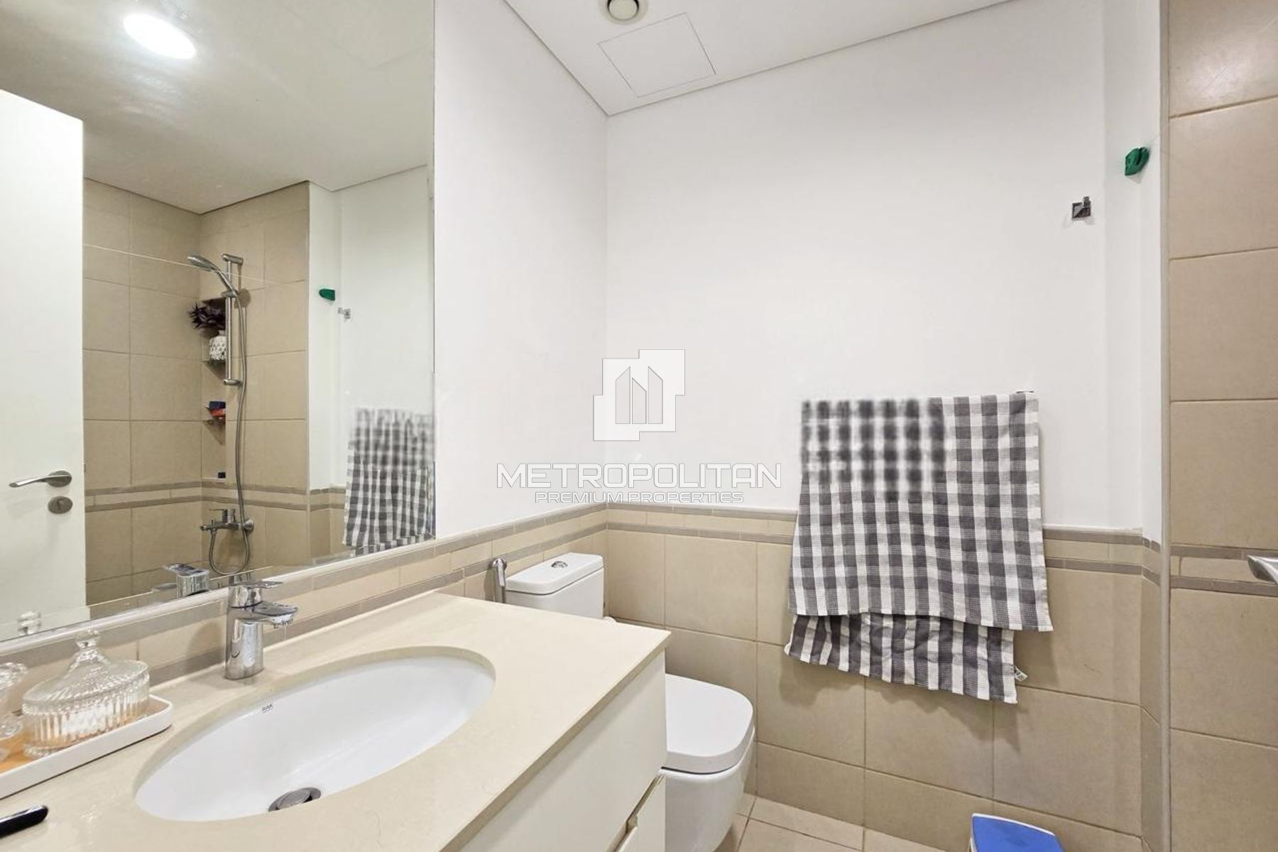 Beautiful Pool View | Furnished | Prime Location