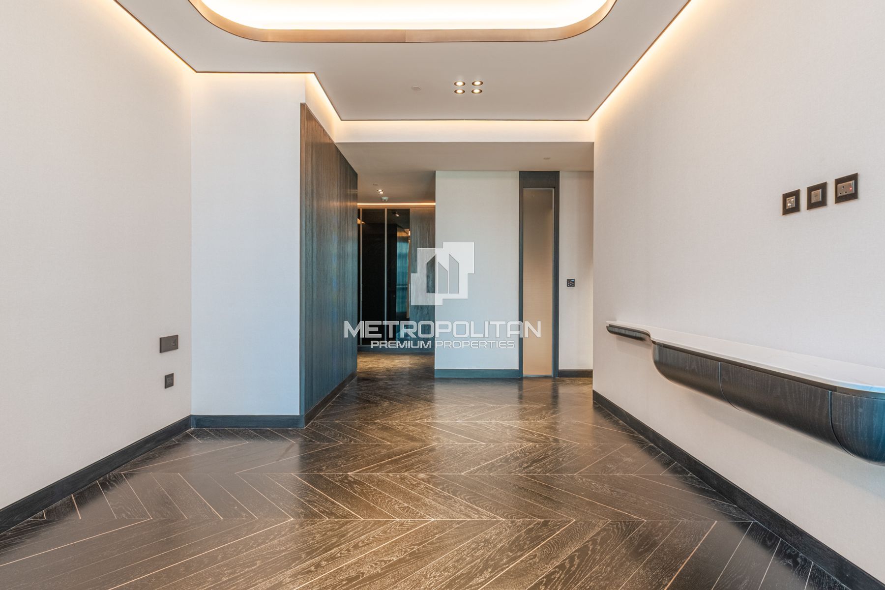 Distress | OP Price | Canal View | High Floor