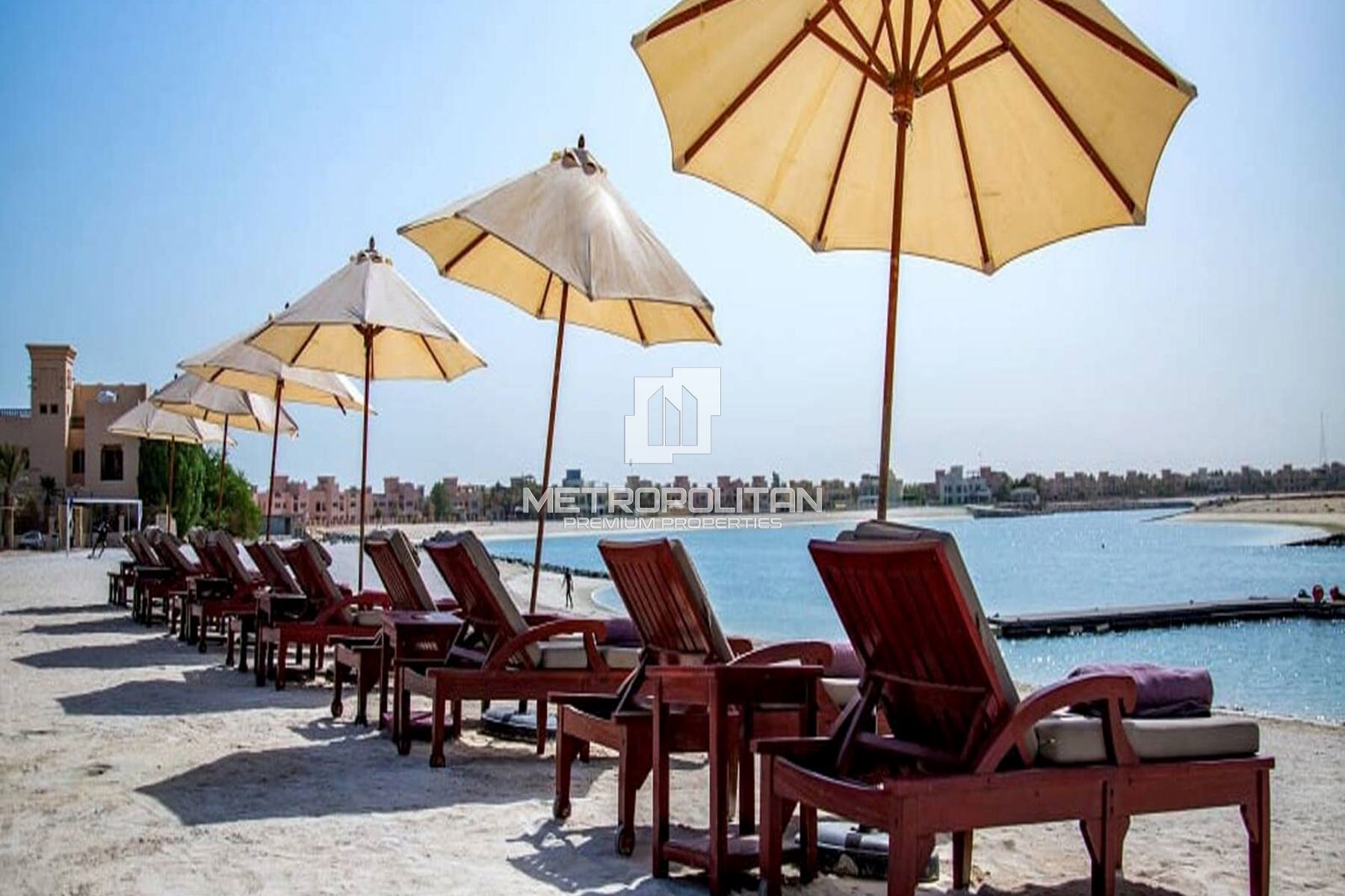 Urgent Sale | Water Front Comunity | Golf