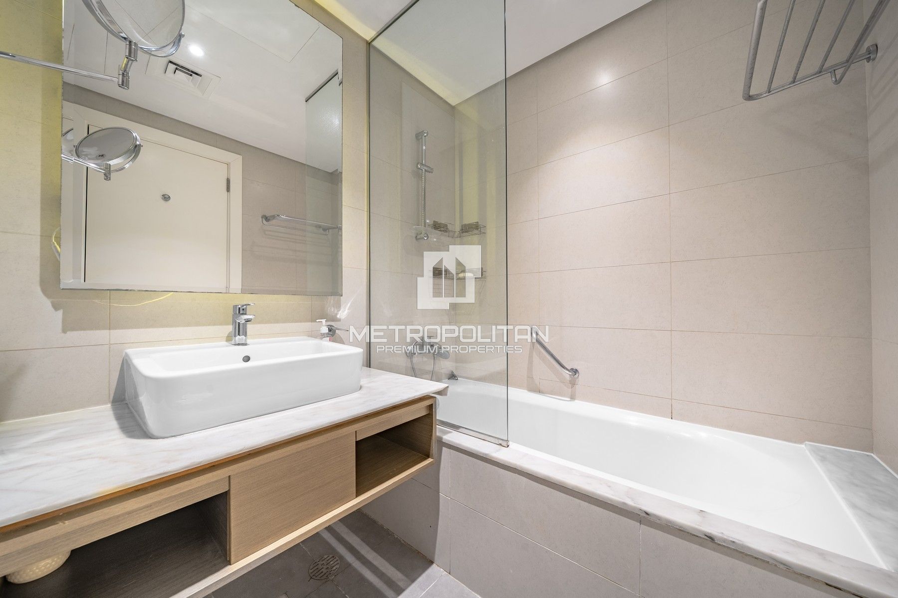 .5BR Apartment for Sale in Business Bay – MPS-48039