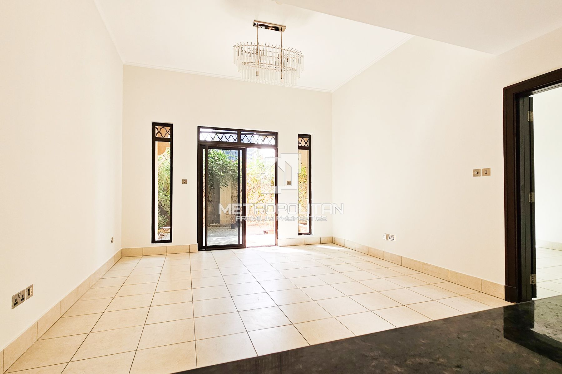 1BR Apartment for Sale in Old Town – MPS-48067