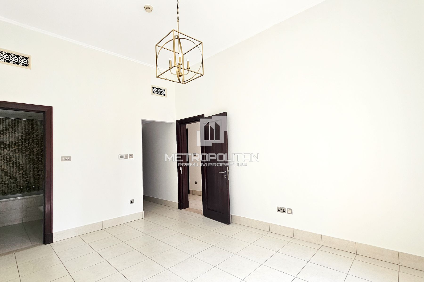 1BR Apartment for Sale in Old Town – MPS-48067