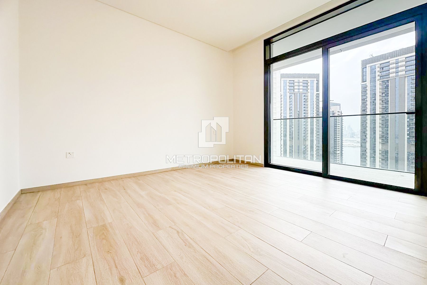 Premium Unit | Huge Layout | Full Canal View