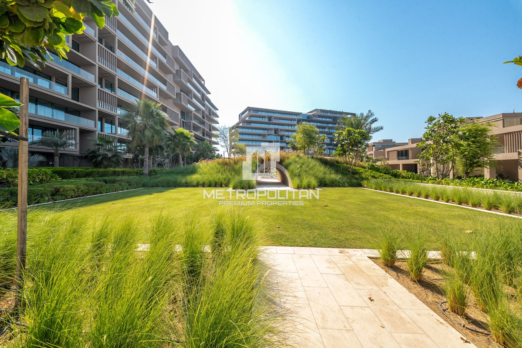 Well-Priced Sky Villa | High Floor | Sea View