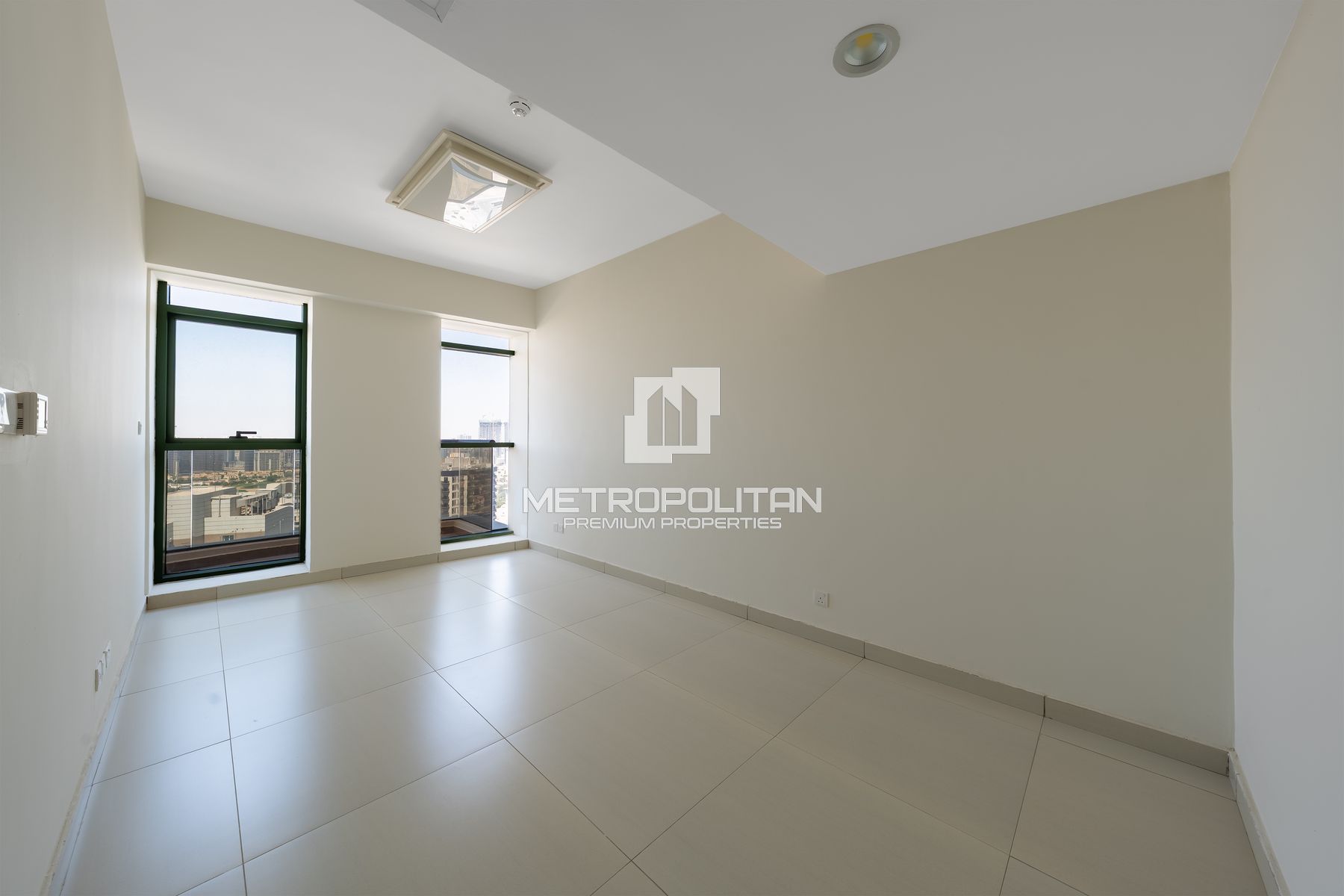 Brand New | High Floor | Golf Course & Canal View