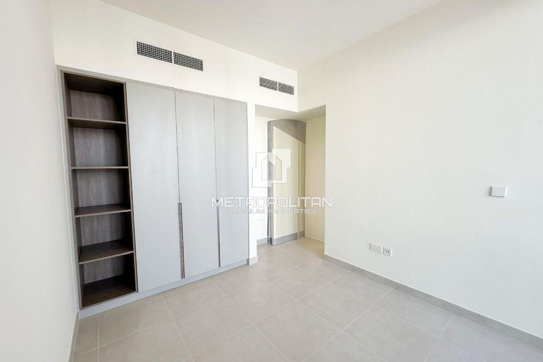 4BR Townhouse for Sale in The Valley – MPS-48292