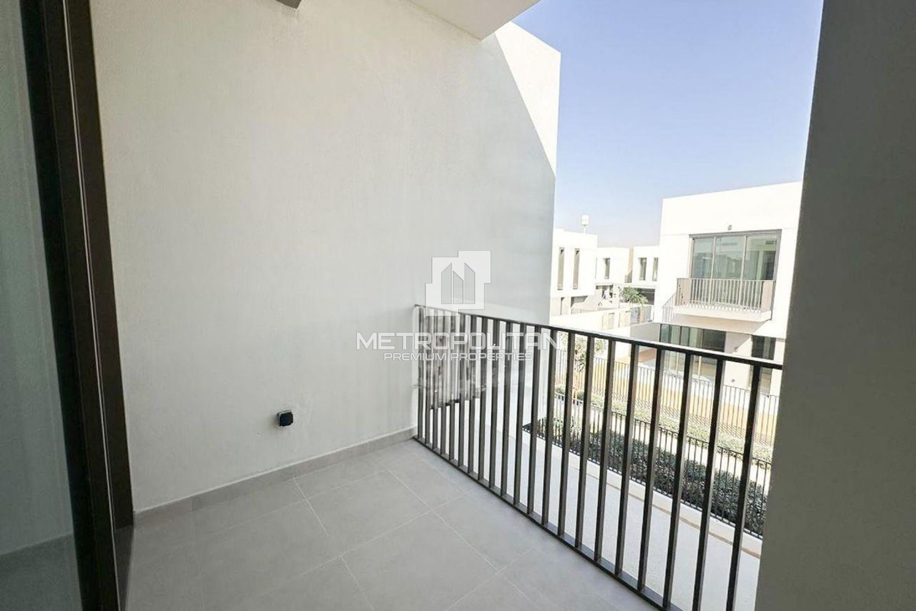 4BR Townhouse for Sale in The Valley – MPS-48292