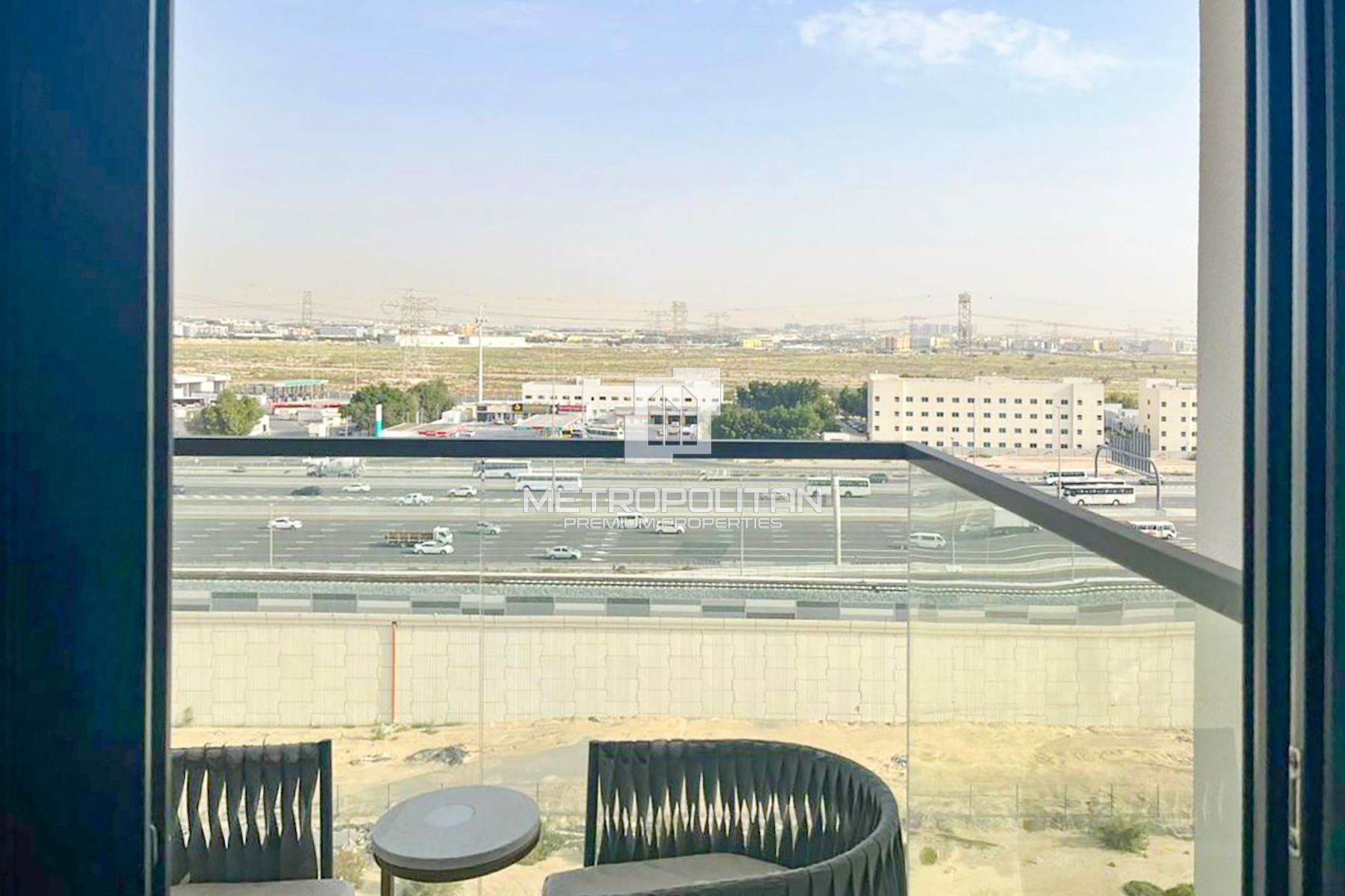 Fully Furnished | Stylish | Investor deal