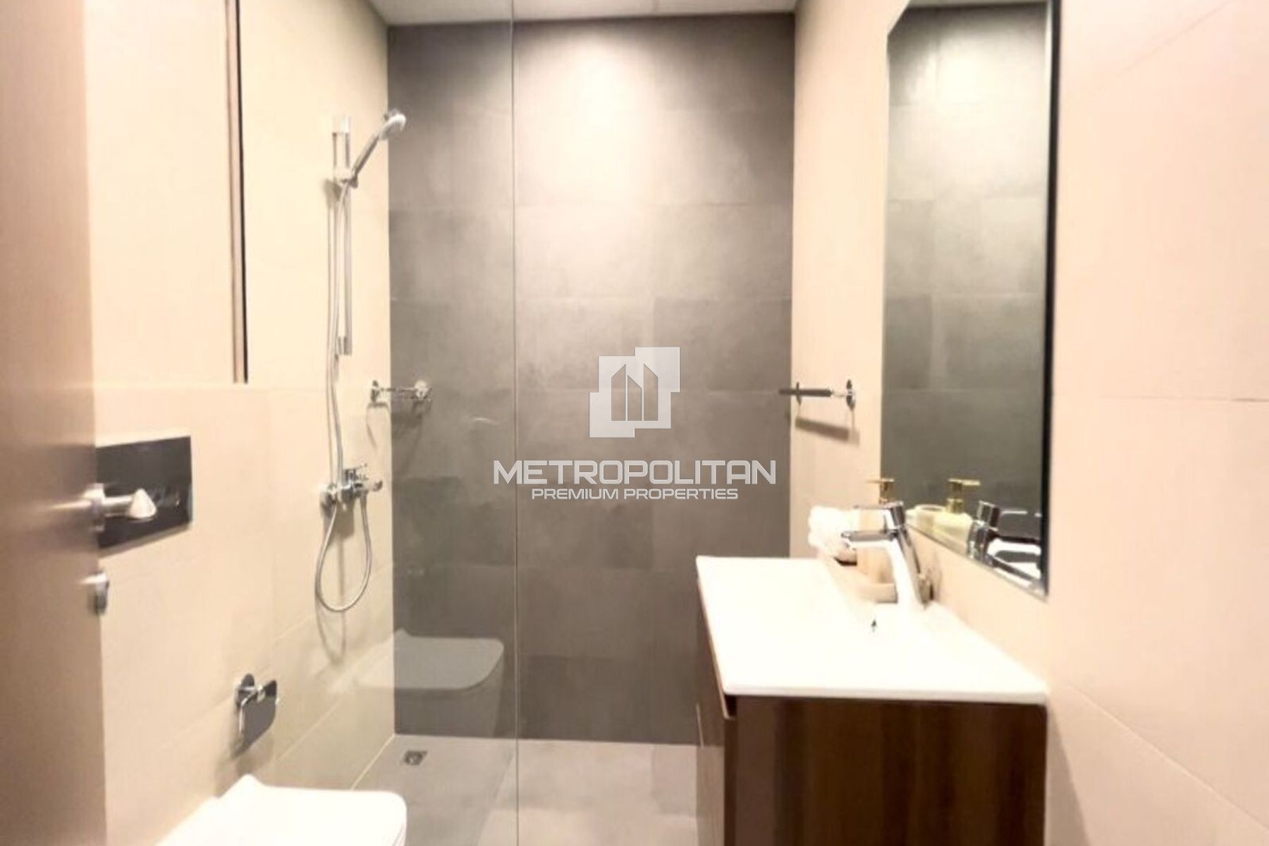 Elegant 1BR| Exclusive Opportunity |Original Price
