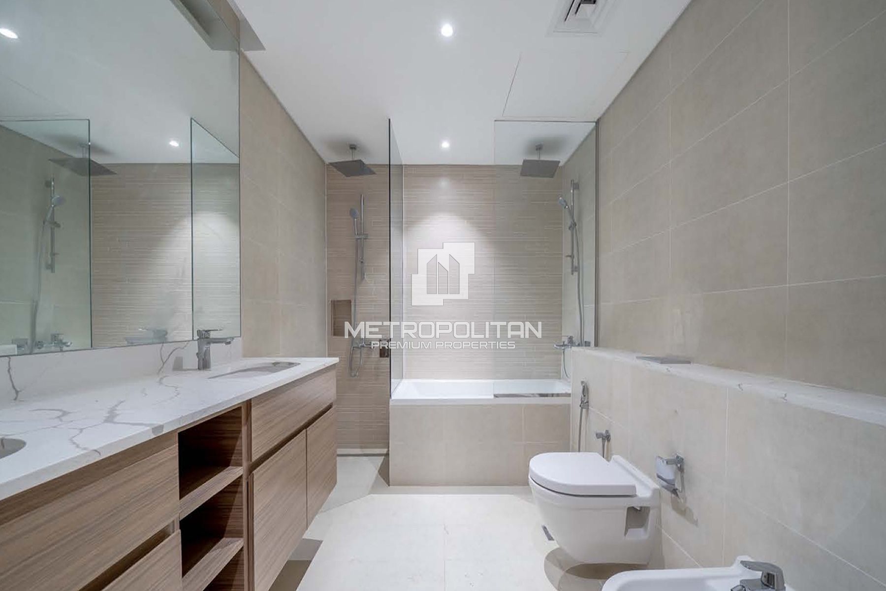 6BR Penthouse for Sale in Jumeirah – MPS-48553