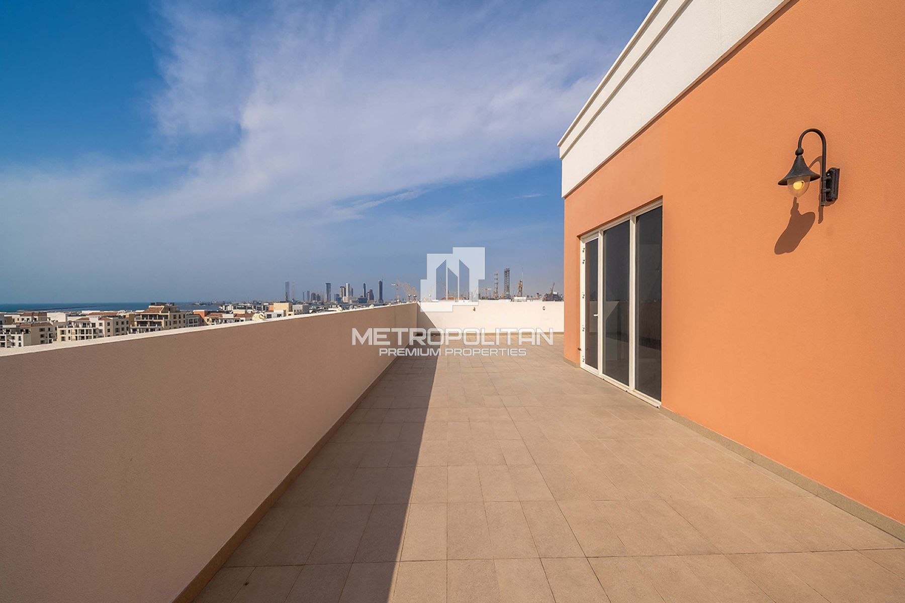 6BR Penthouse for Sale in Jumeirah – MPS-48553