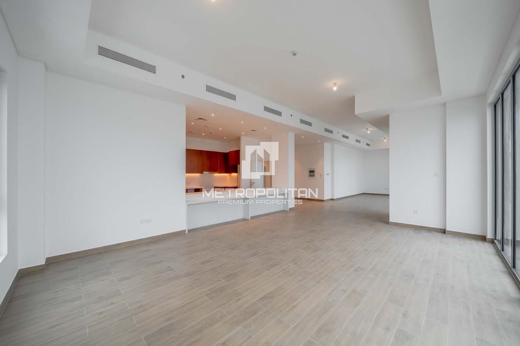 6BR Penthouse for Sale in Jumeirah – MPS-48553