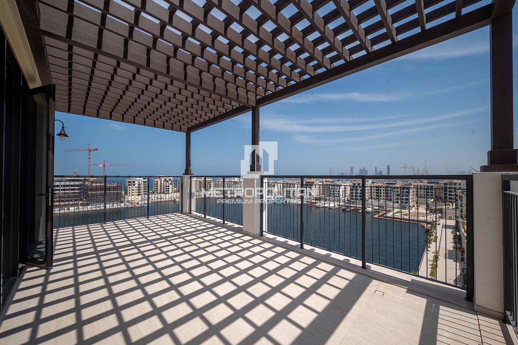 5BR Penthouse for Sale in Jumeirah – MPS-48561