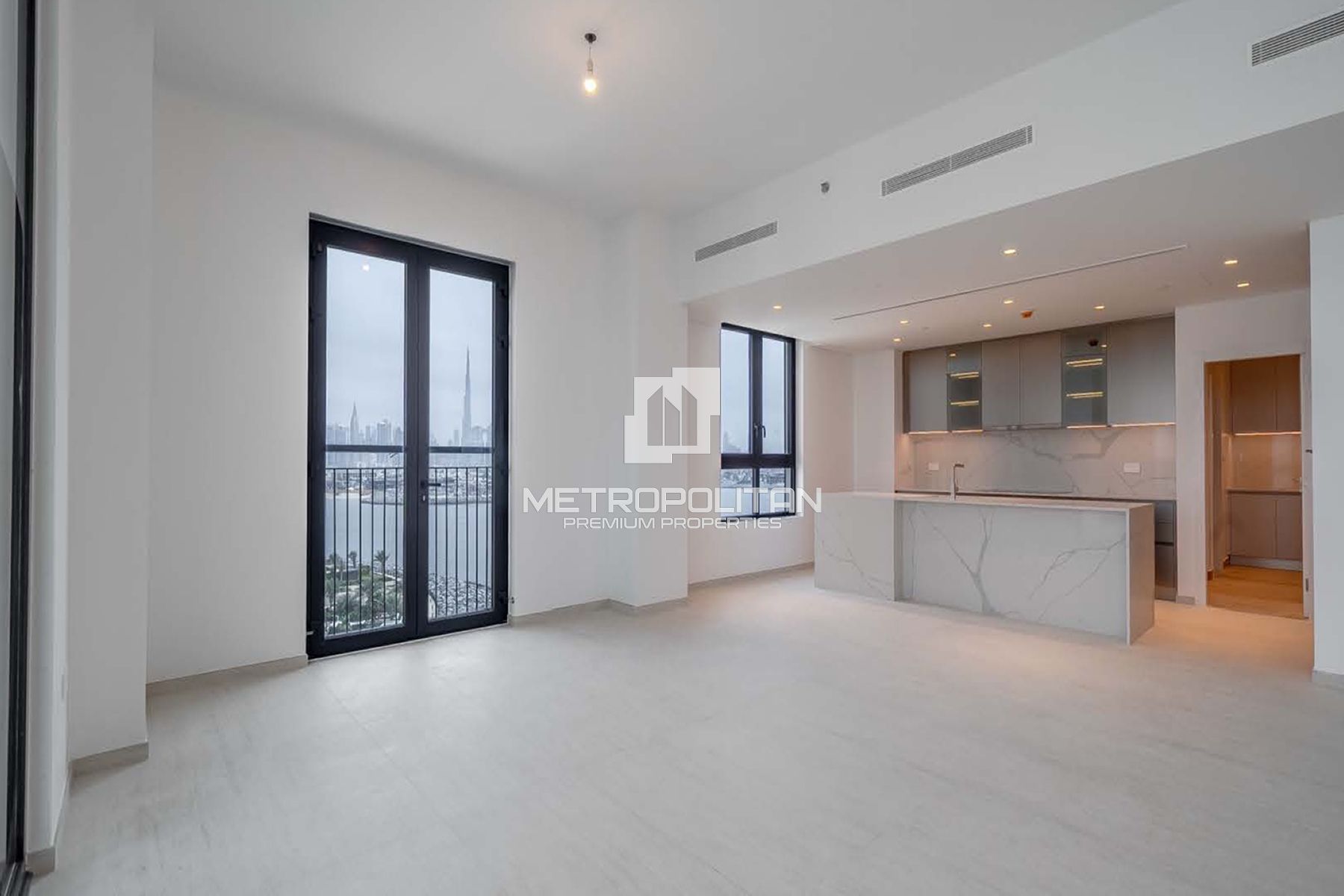 5BR Penthouse for Sale in Jumeirah – MPS-48561