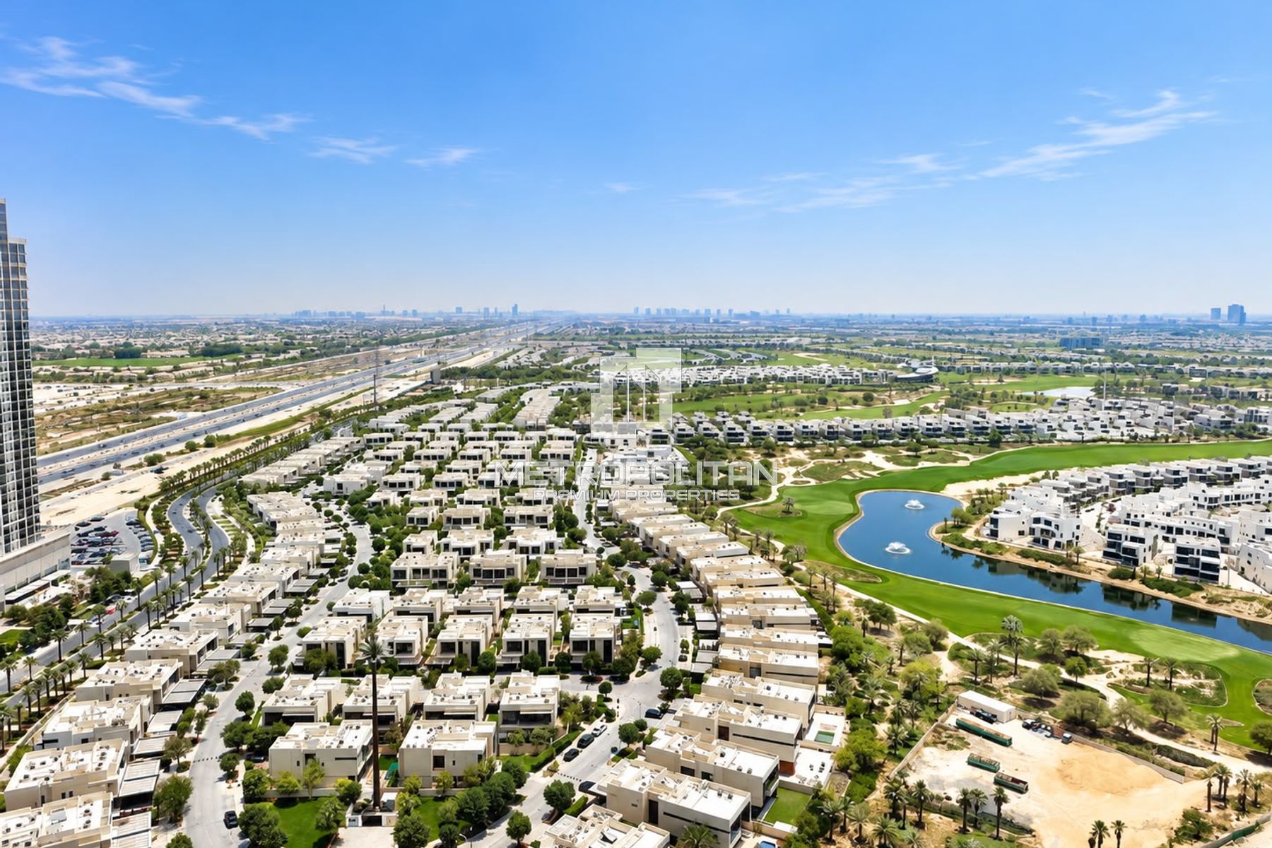 Full Golf View | Mid Floor | 1-Bed + Study Room