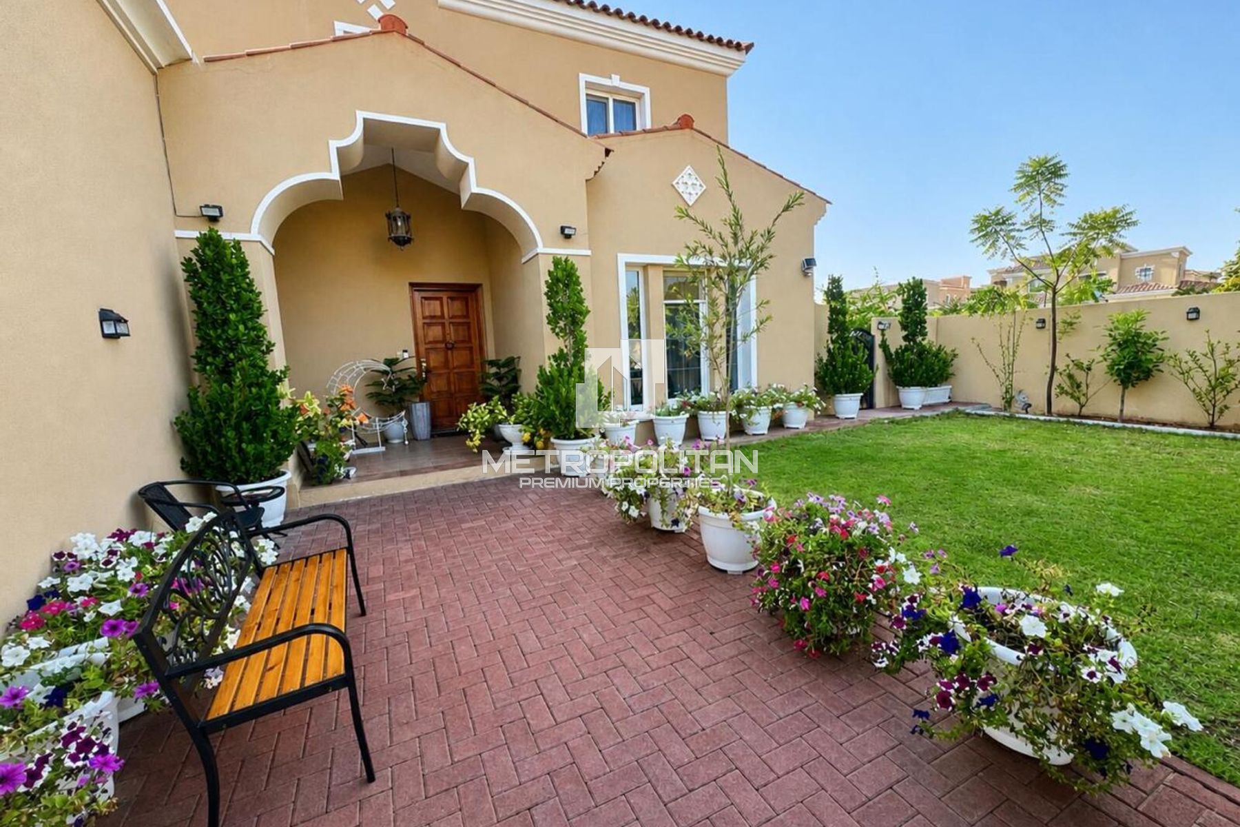 MISTRAL | 4BR FAMILY VILLA | PRIME COASTAL LIVING