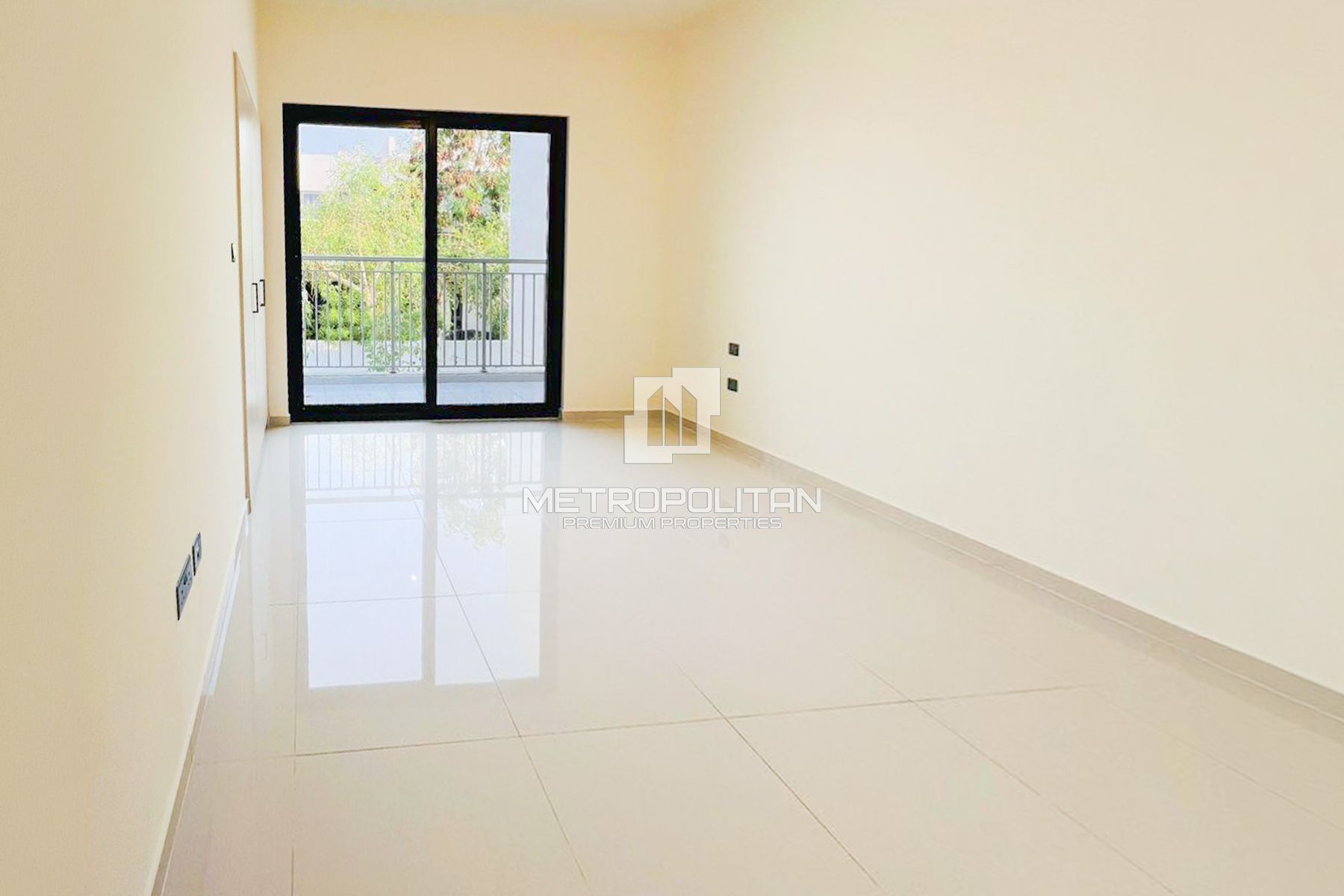 Middle Unit | 3 Bedroom + Maids | Vacant Soon
