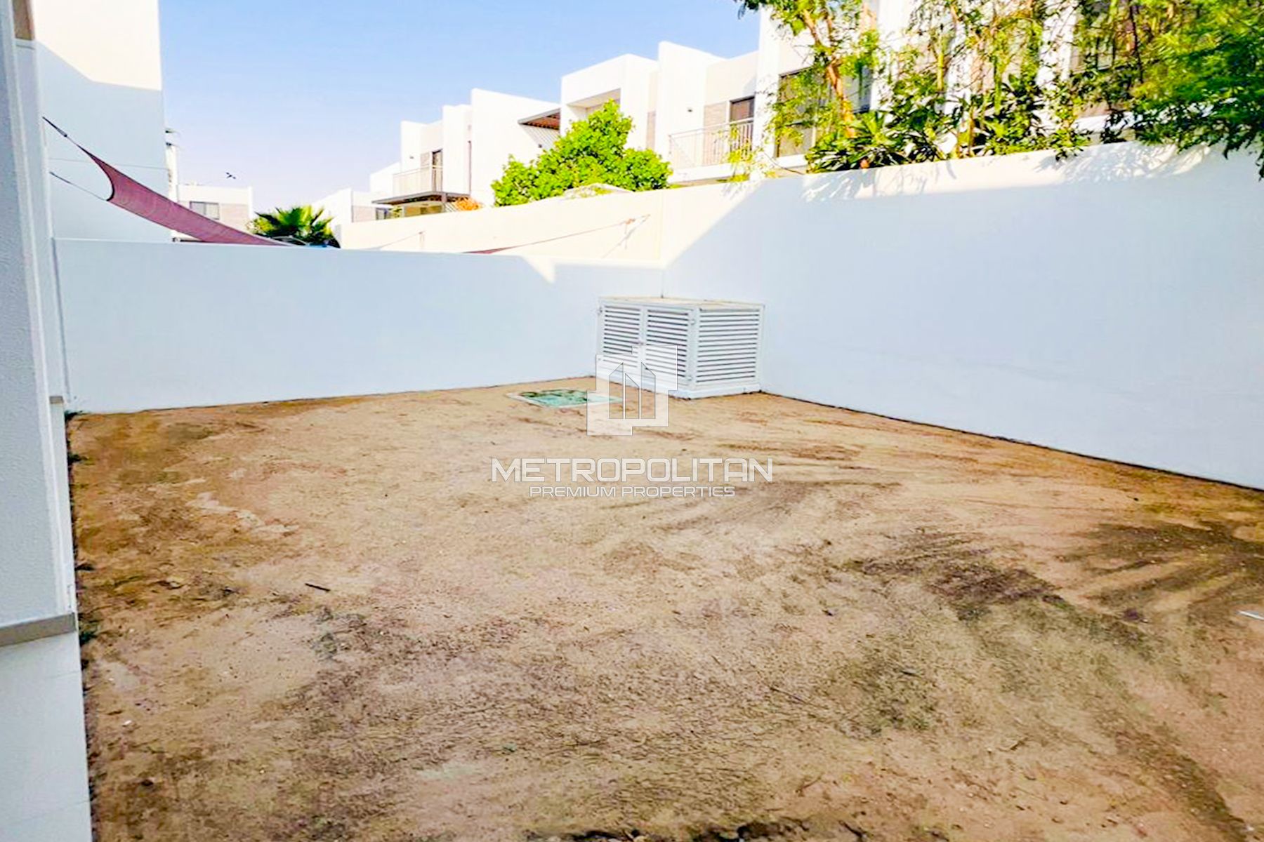 Middle Unit | 3 Bedroom + Maids | Vacant Soon