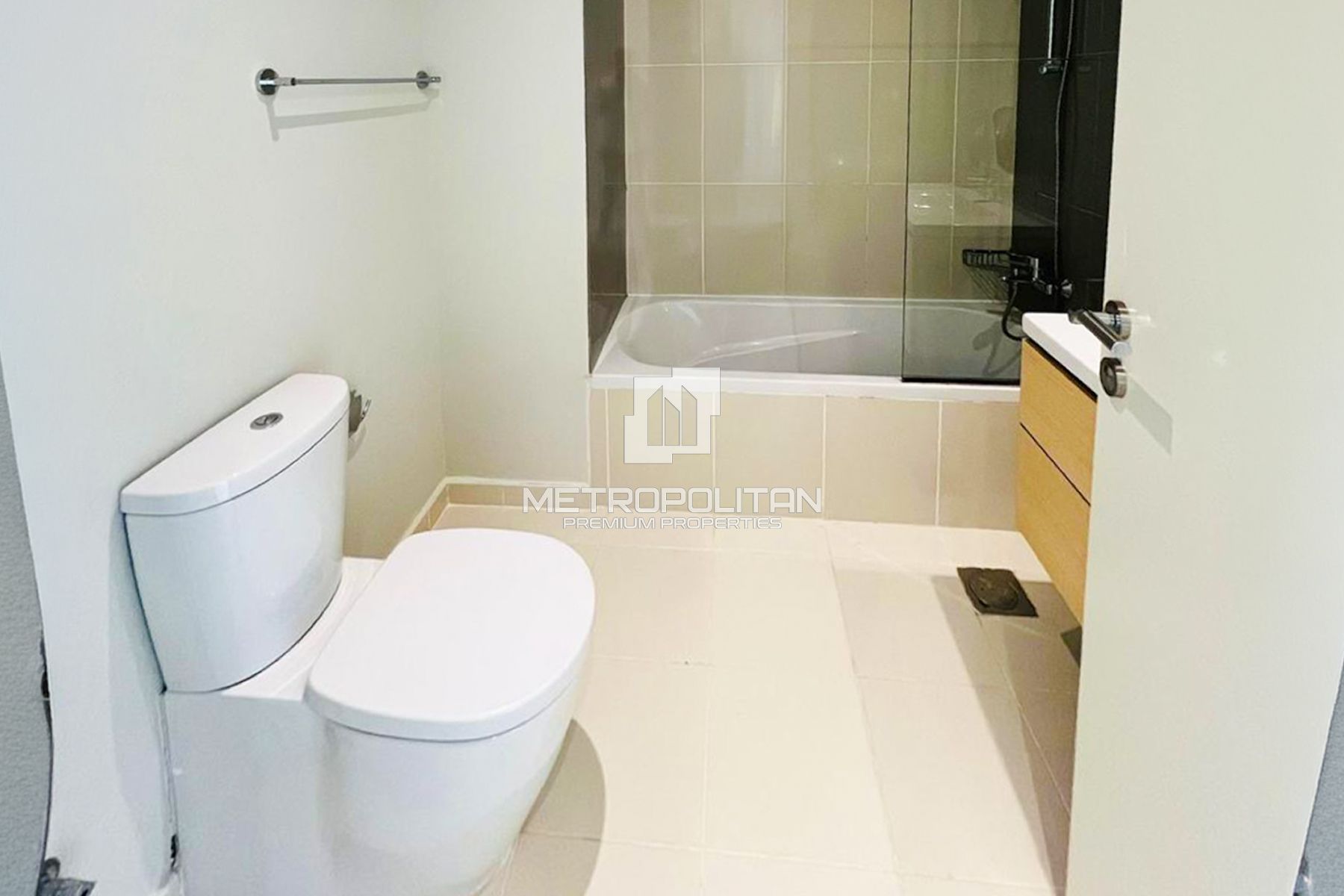 Middle Unit | 3 Bedroom + Maids | Vacant Soon