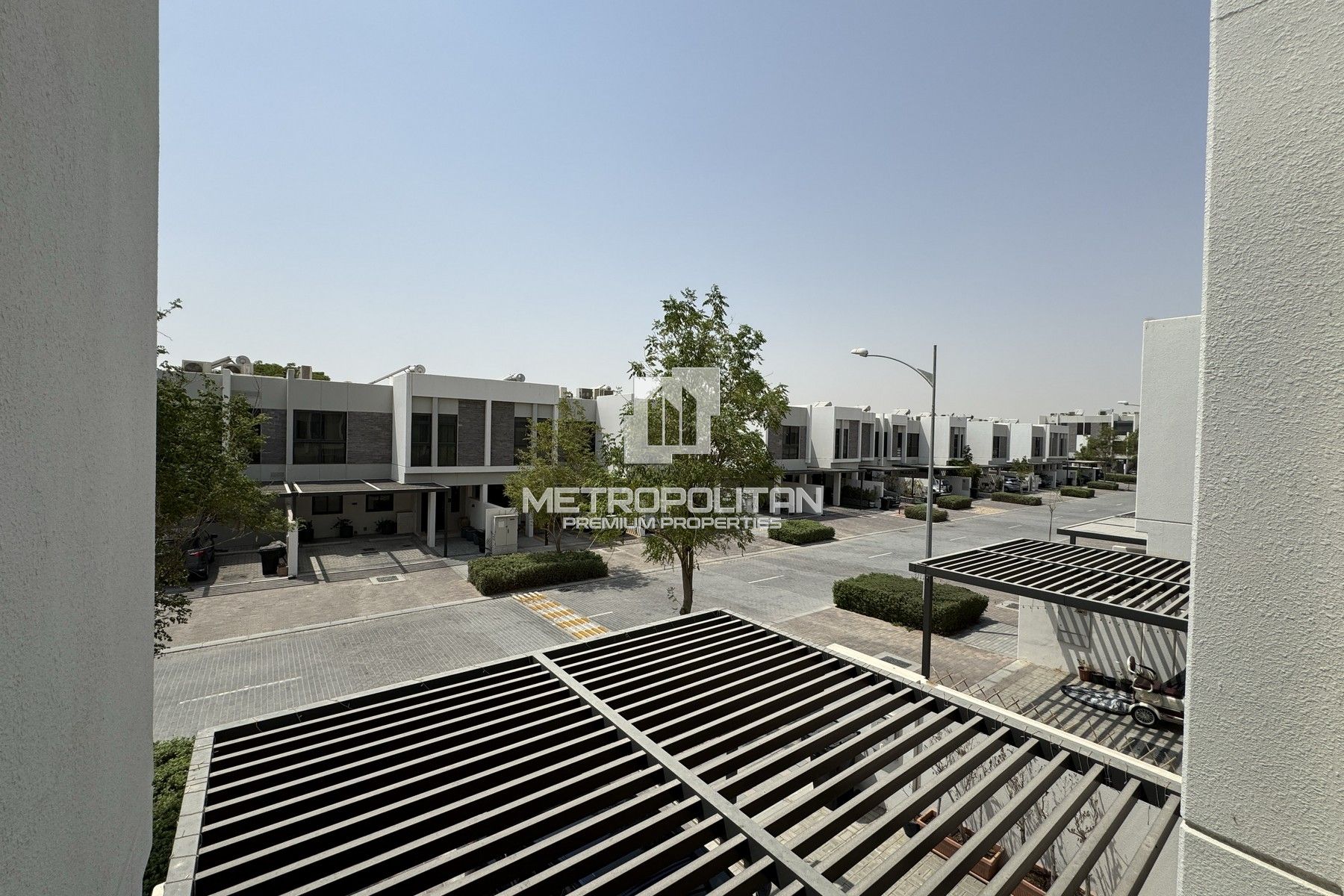 Middle Unit | Prime Location | Prime Investment