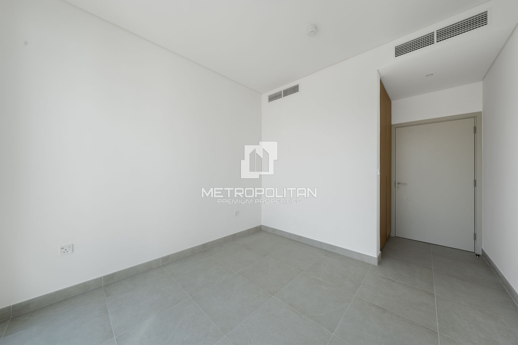 4BR Townhouse for Sale in The Valley – MPS-48596