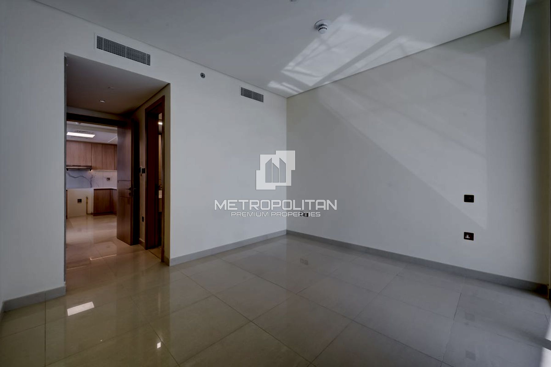 Elegant Design | High Floor | Beachfront Living