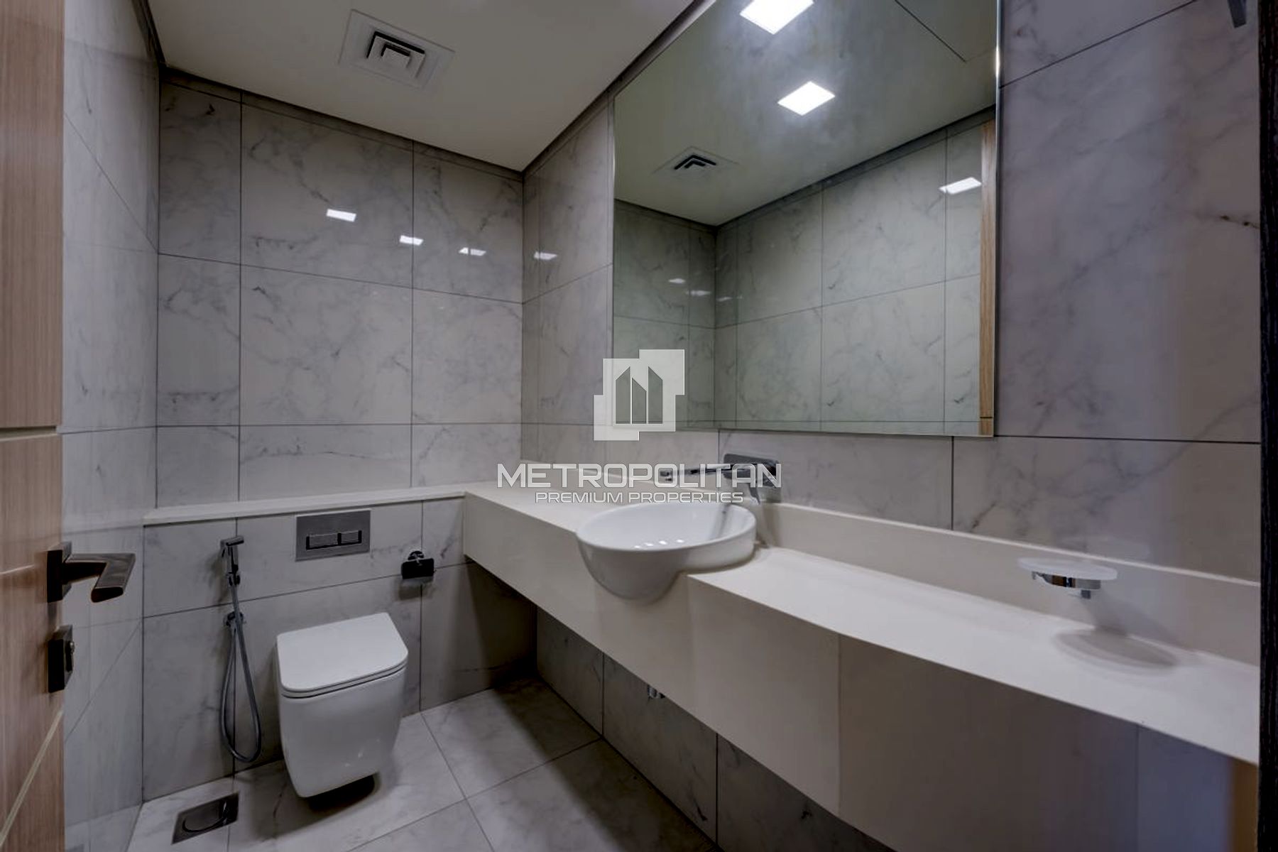 Elegant Design | High Floor | Beachfront Living