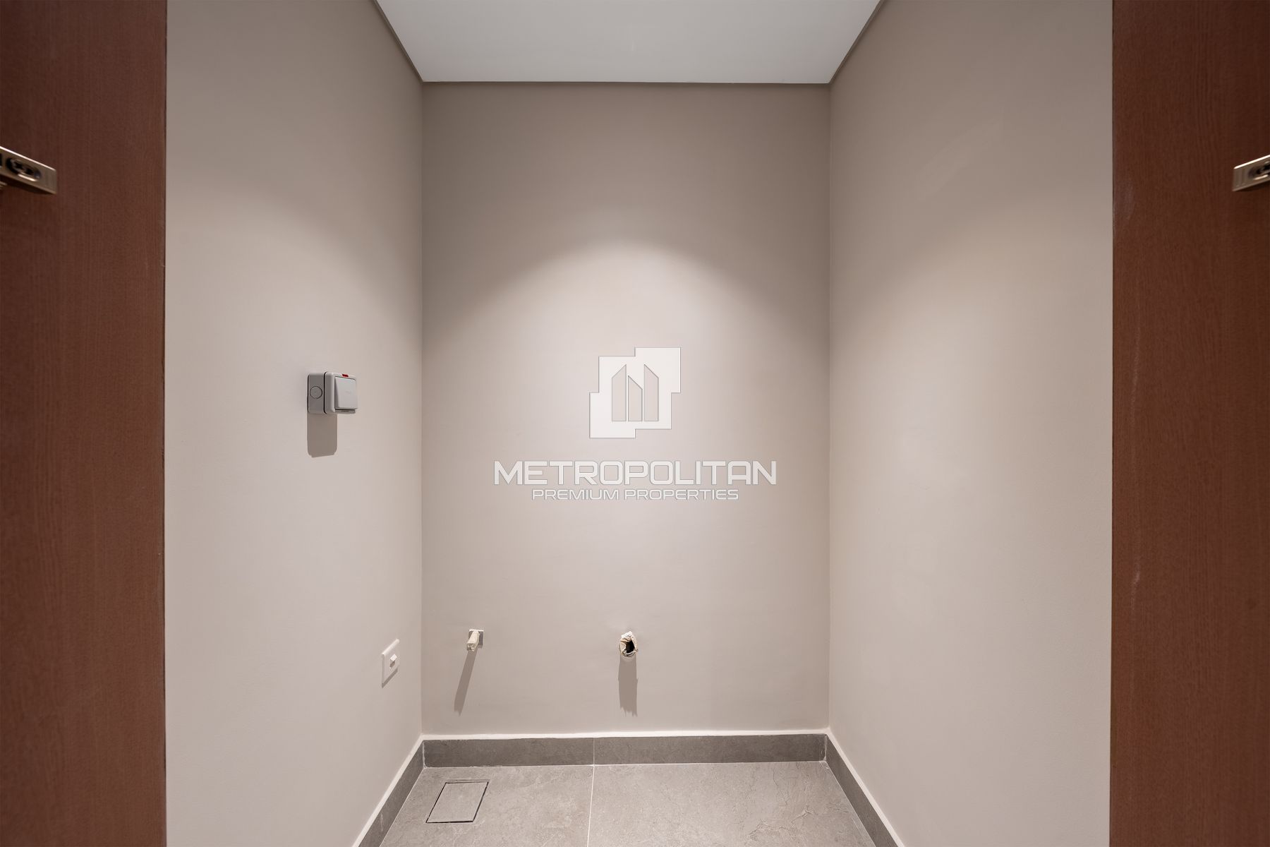 Fully Furnished | Prime Location | Brand New
