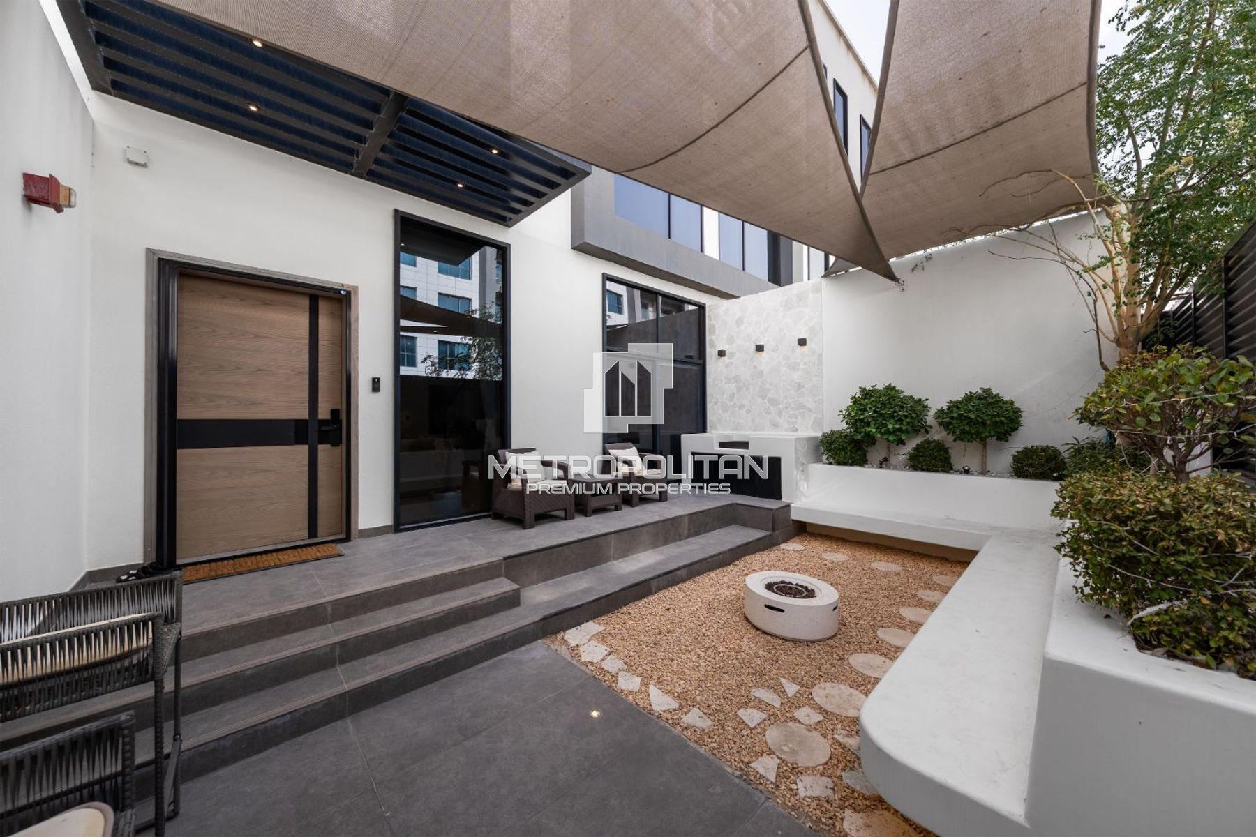 3,900 sq.ft | Premium Furnished | Smart & Turnkey