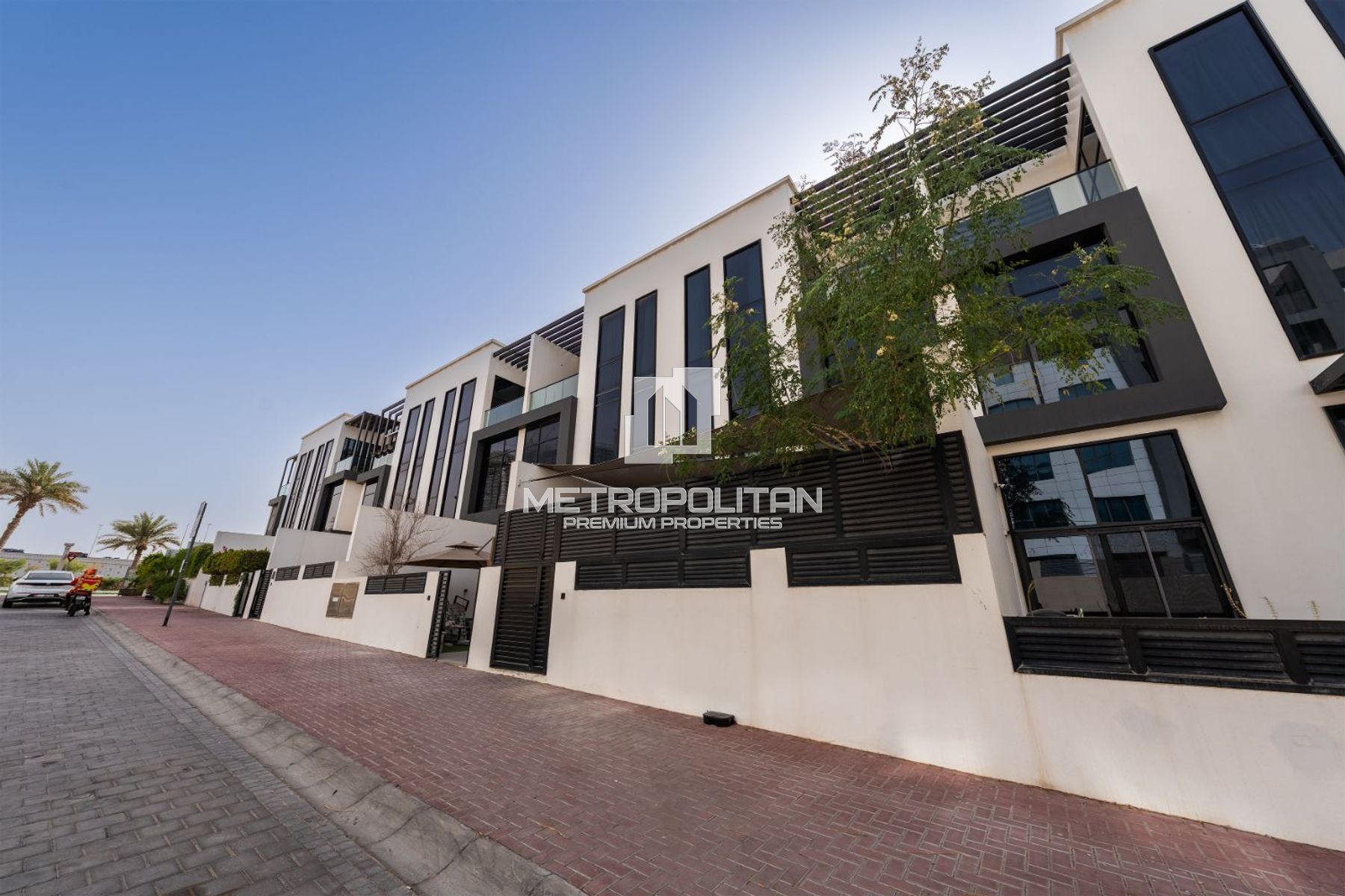 3,900 sq.ft | Premium Furnished | Smart & Turnkey
