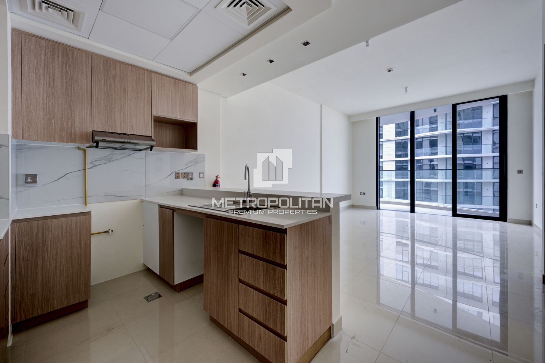Luxury Living |Ready to Move In | Partial Sea View