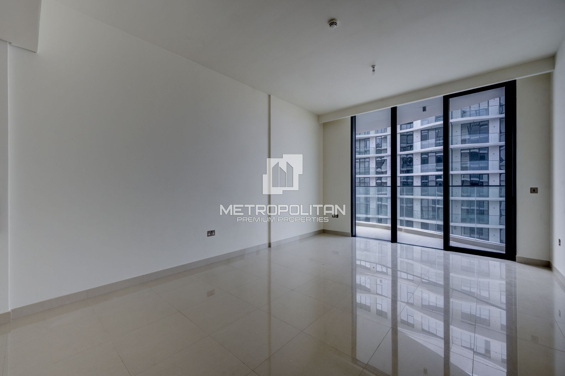Luxury Living |Ready to Move In | Partial Sea View