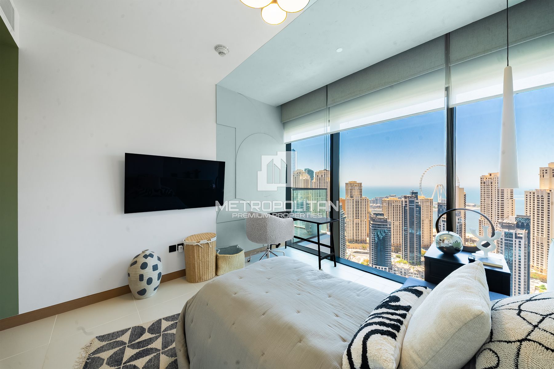 Panoramic Marina Views | High Floor | Vida Living