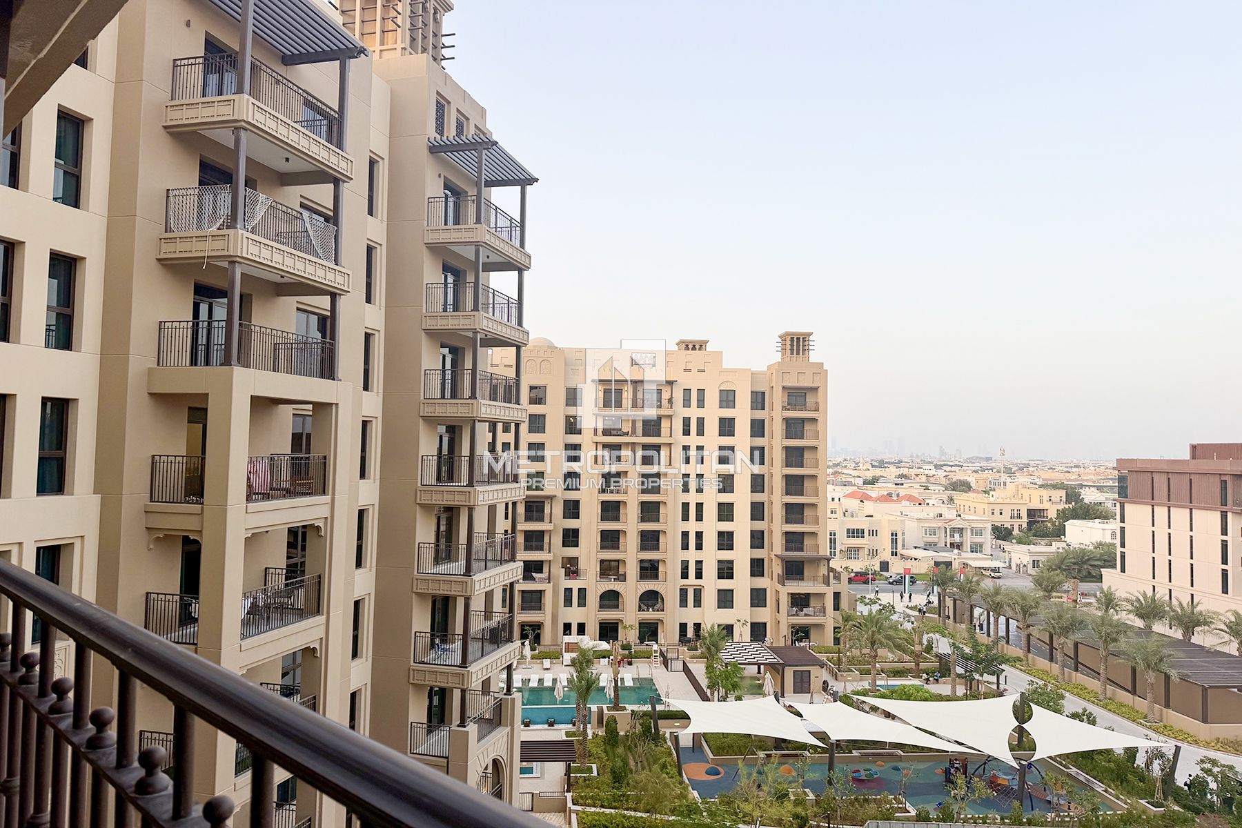 Fully Upgraded | Vacant | Furnished | High Floor