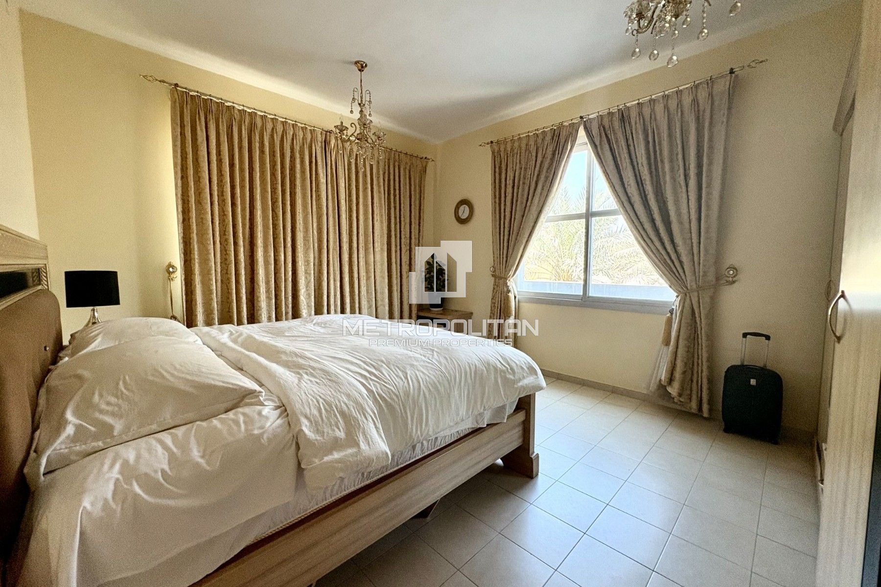 5BR Villa for Sale in Falcon City of Wonders – MPS-48847