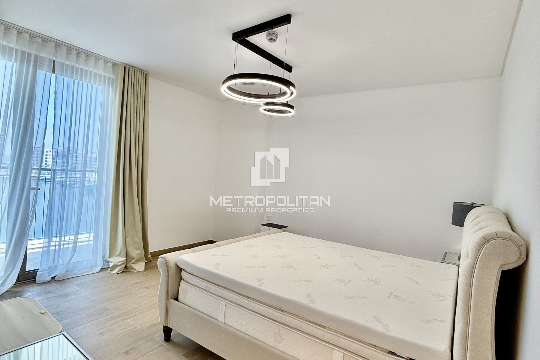 Купить квартиру в La Sirene Building 2, Jumeirah - MPS-48854