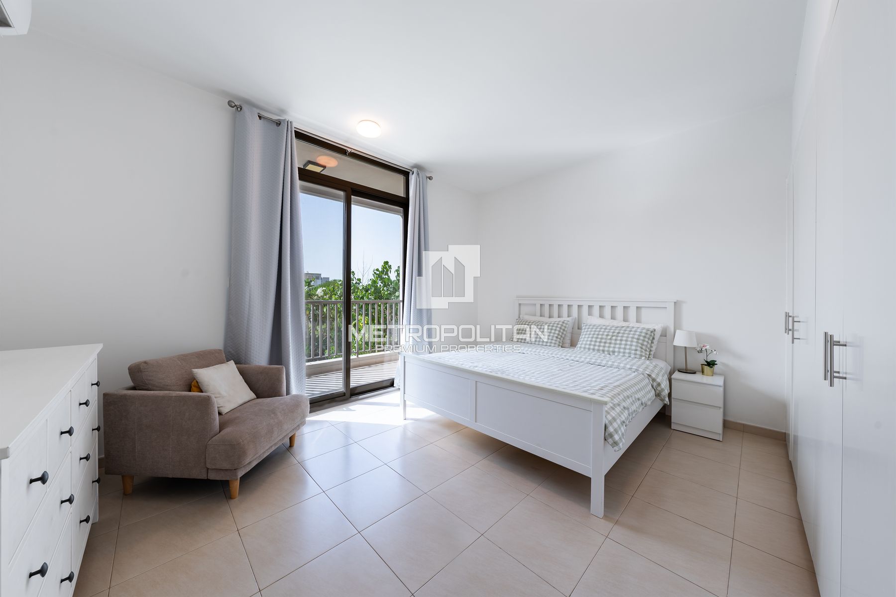 3BR Townhouse for Sale in Town Square – MPS-48882