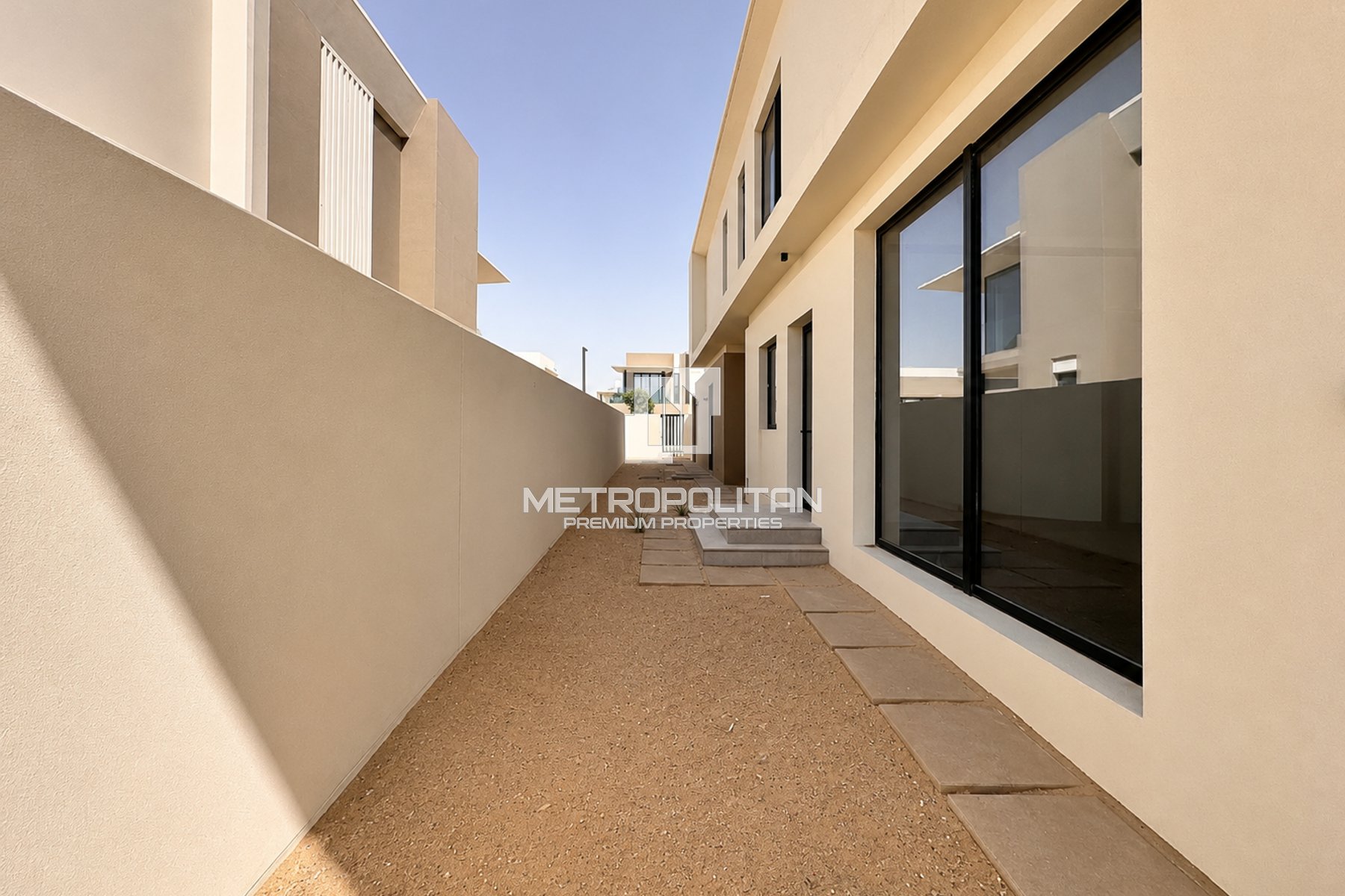 5BR Villa for Sale in Jebel Ali – MPS-48895