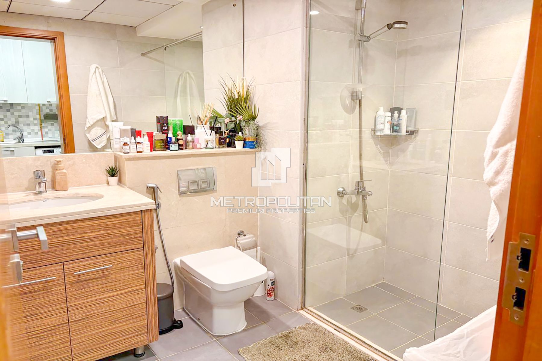Exclusive | Ready to Move in | Furnished