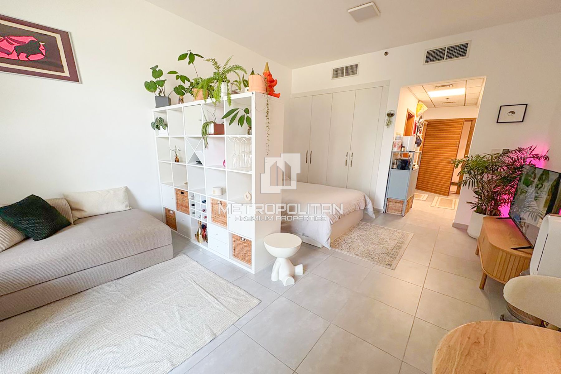 Exclusive | Ready to Move in | Furnished