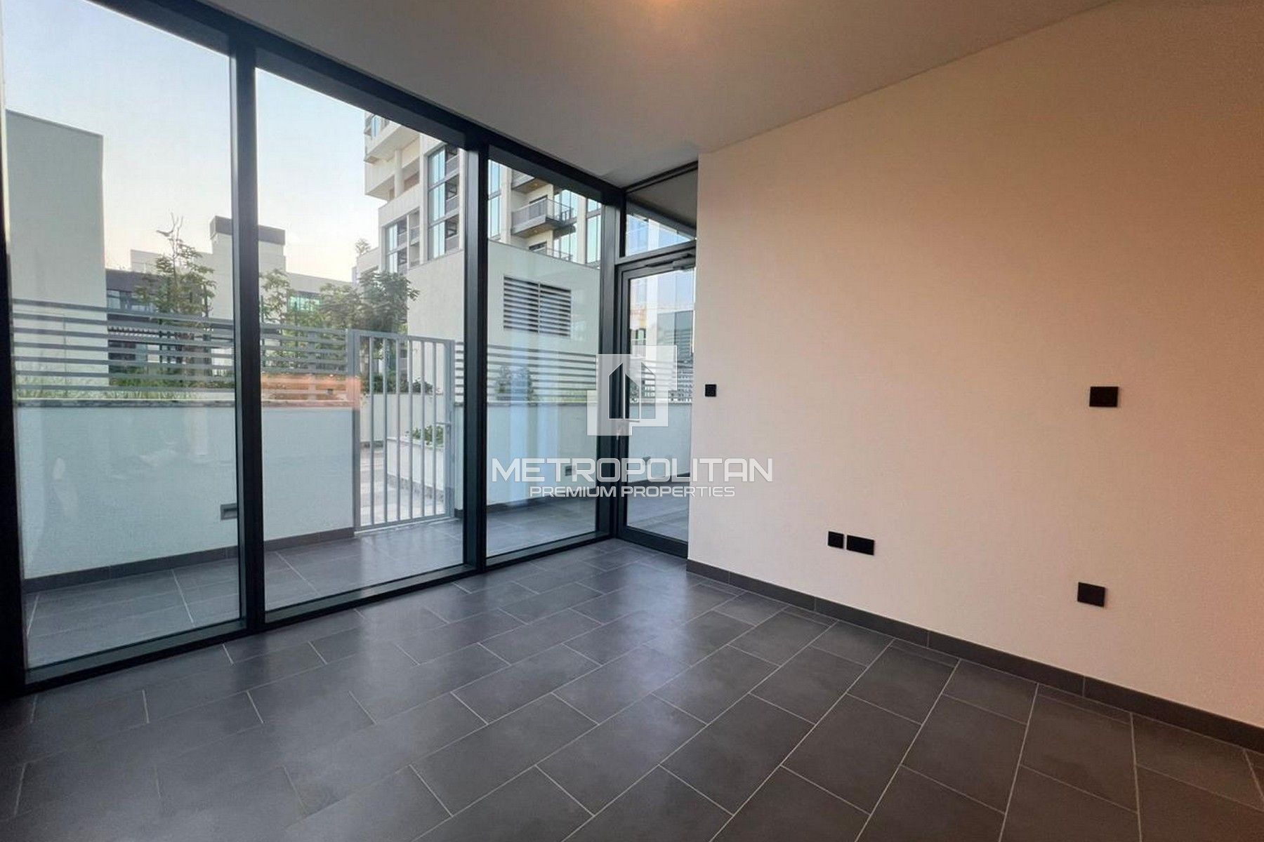 Spacious Terrace | Vacant| Pristine Condition