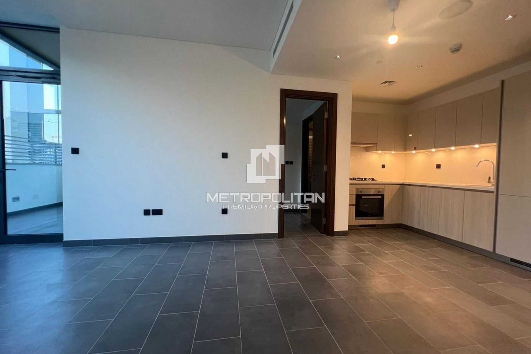 Spacious Terrace | Vacant| Pristine Condition