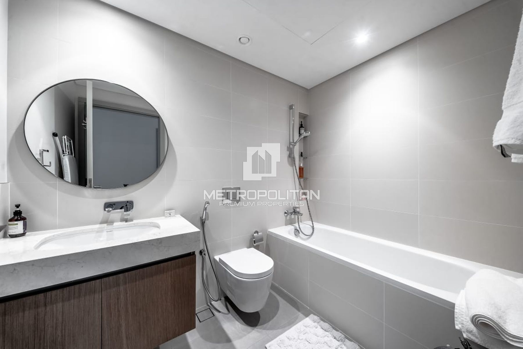 Fully Furnished | Vacant | High Floor | Sea View