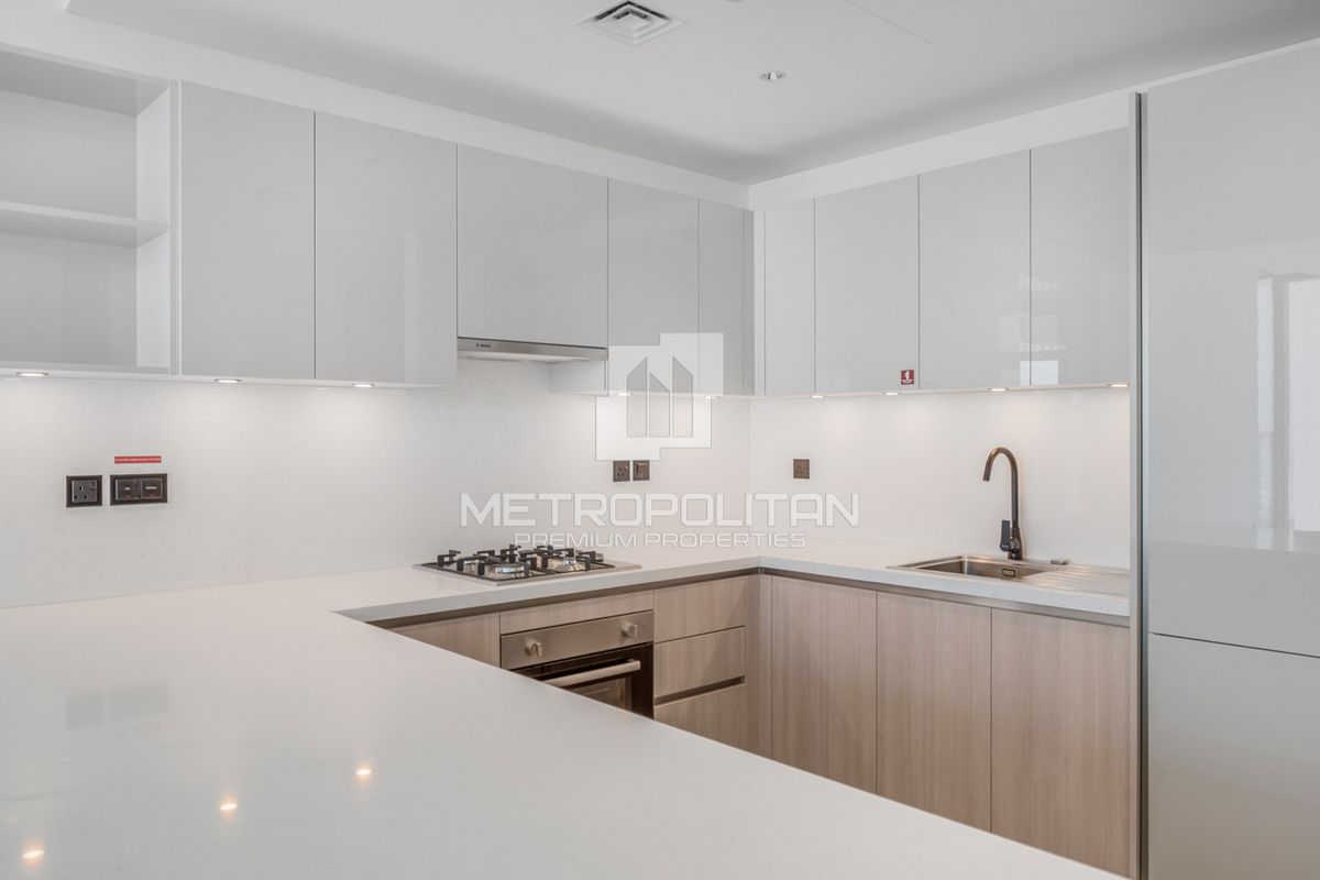 High Floor | Vacant November 2026 | Prime Location