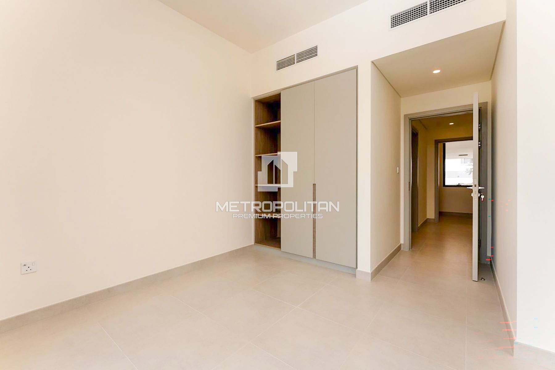4BR Townhouse for Sale in The Valley – MPS-48983