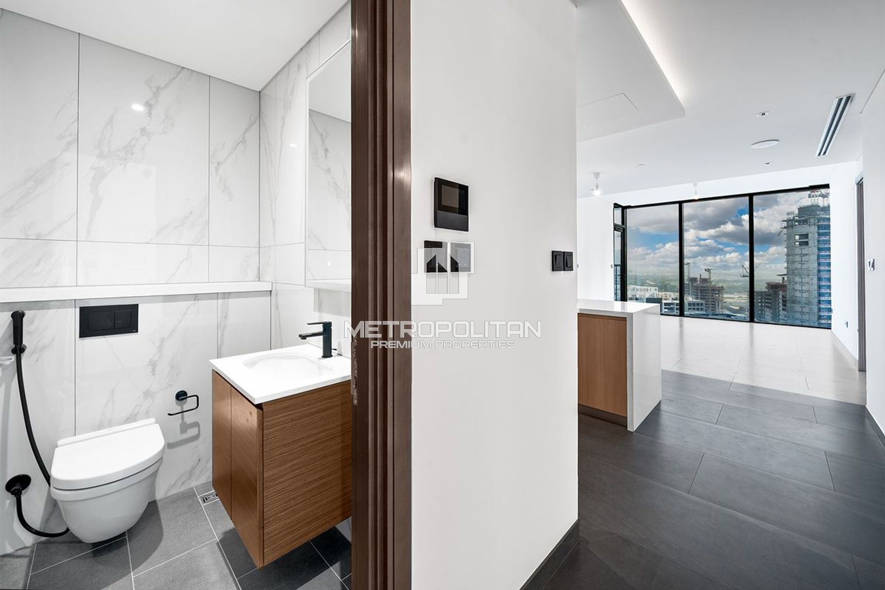 Mid Floor | Vacant November | Multiple Options