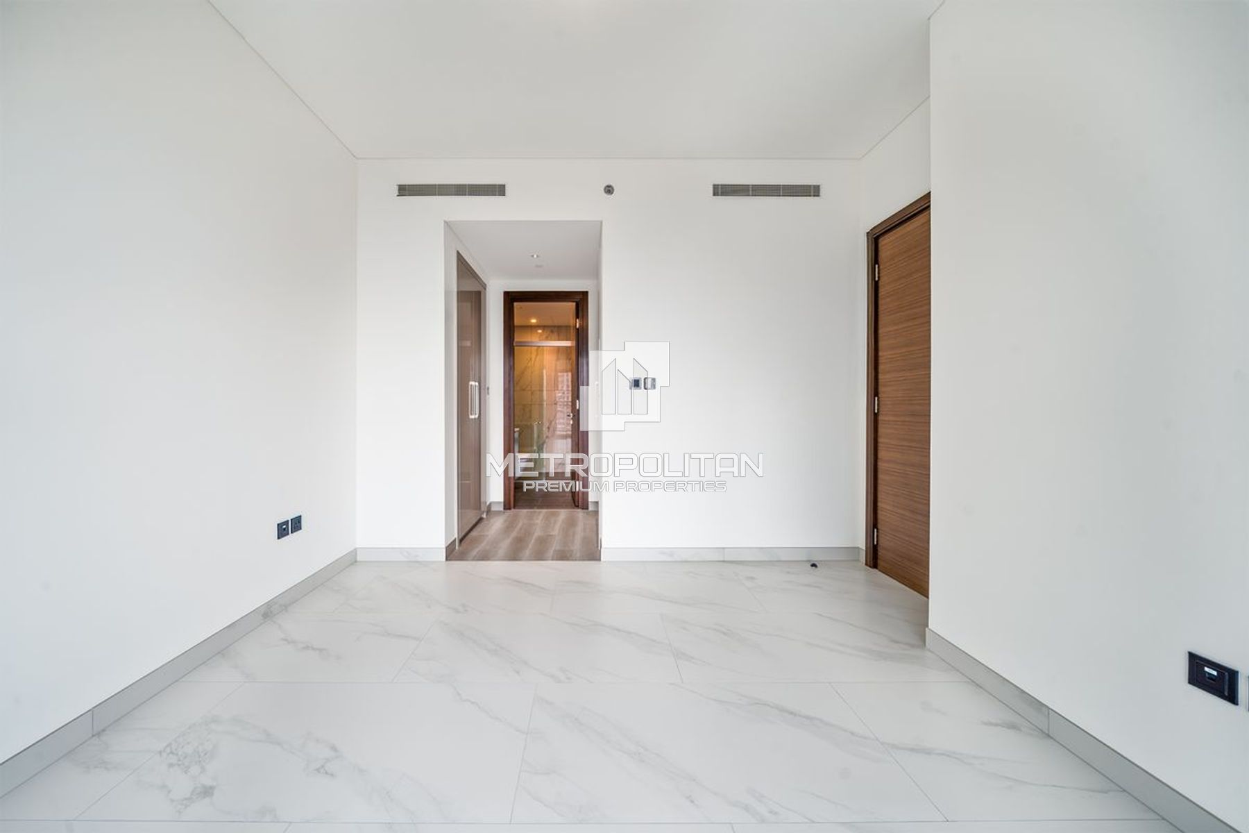 Mid Floor | Vacant November | Multiple Options