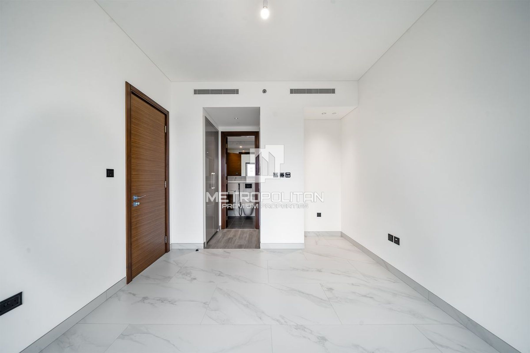 Mid Floor | Vacant November | Multiple Options