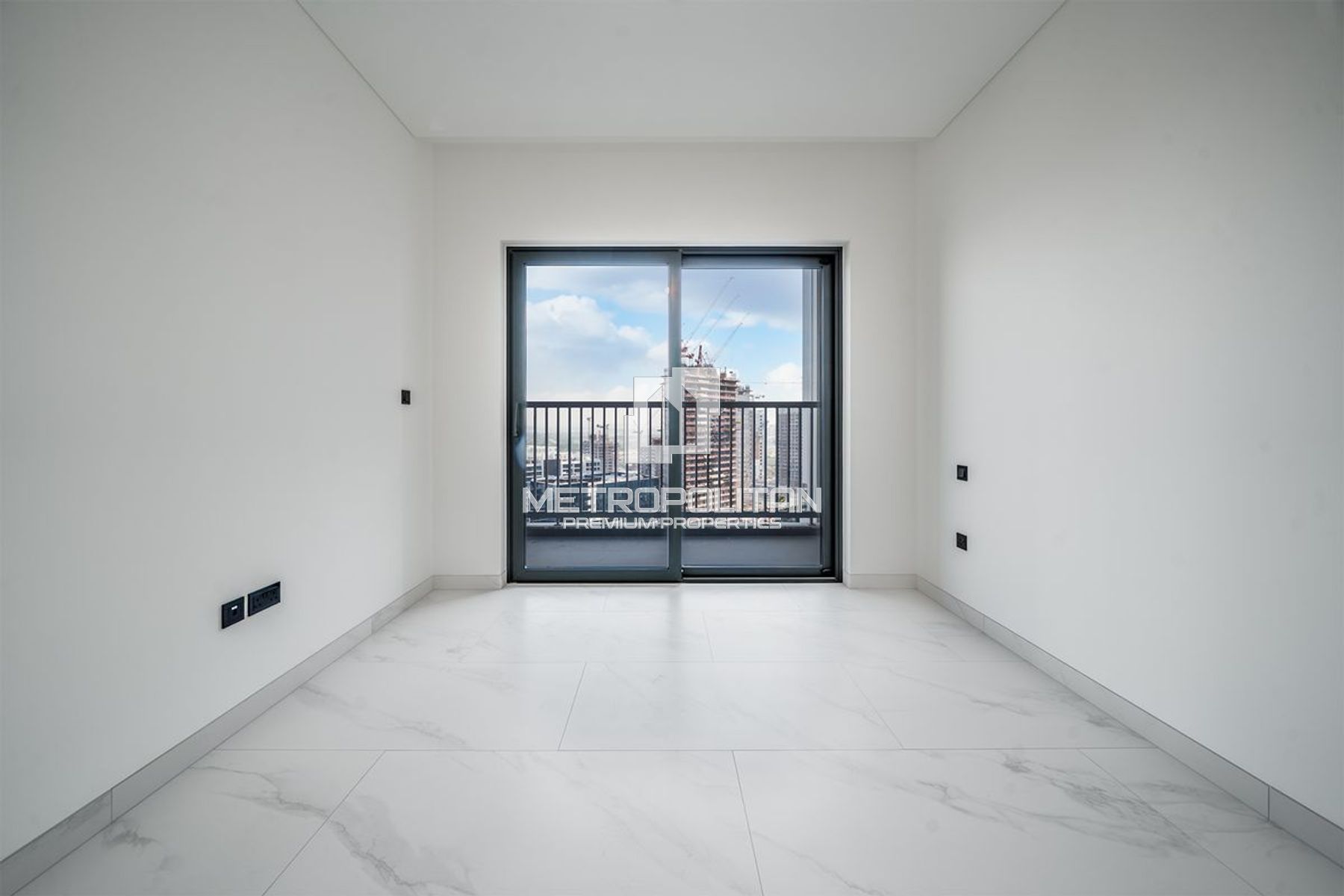 Mid Floor | Vacant November | Multiple Options