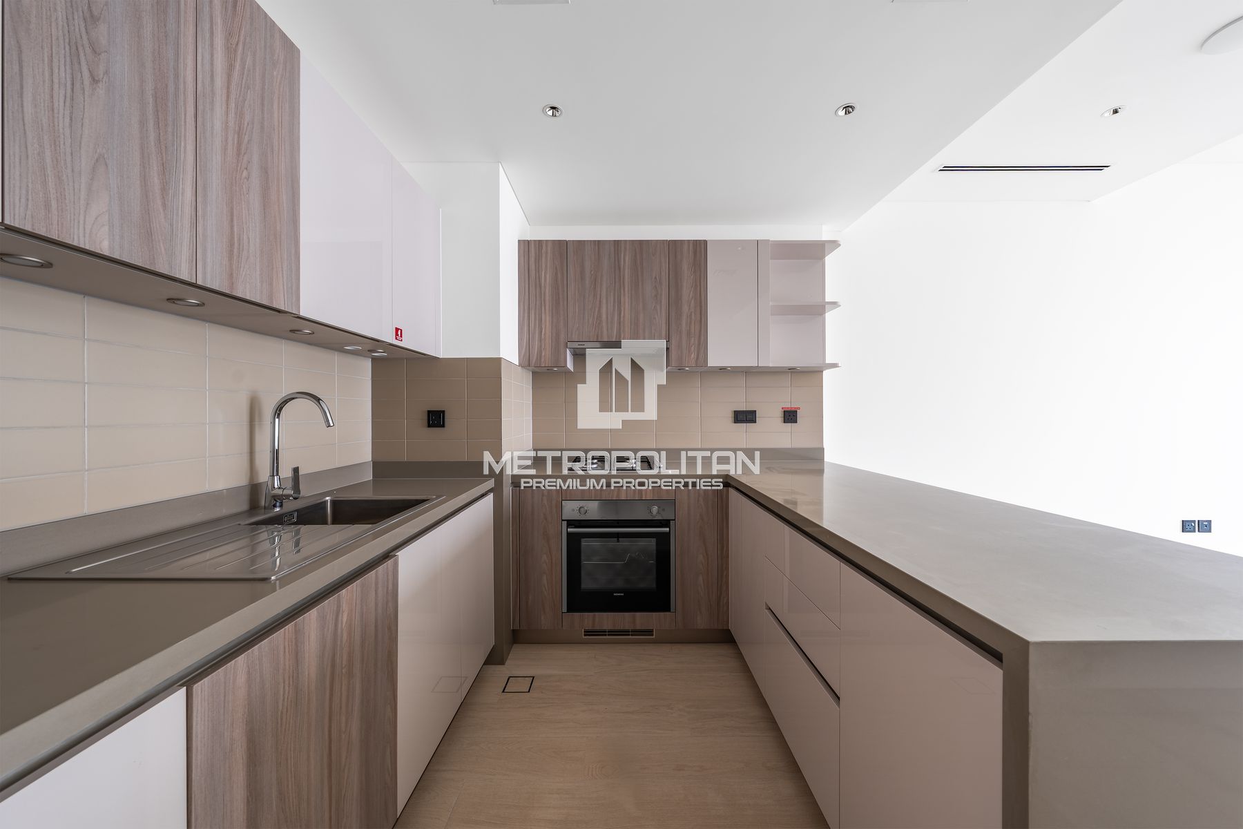 Large 1BR + Study | High Floor | Area Expert